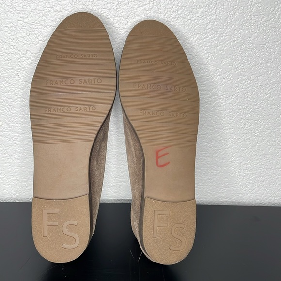 Franco Sarto Freeze Brown Suede Flat Size 7.5 W - Picture 5 of 7